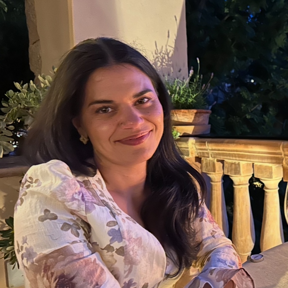 Meet your Posher, Odalis